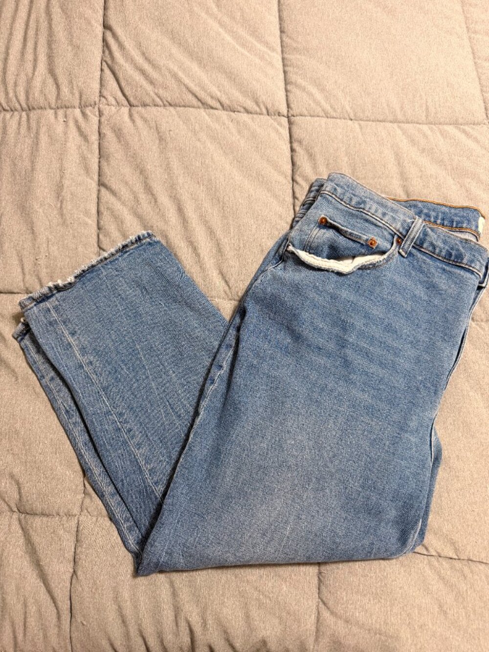 Abercrombie & Fitch (A&F) The Ankle Straight Ultra High Rise Jeans